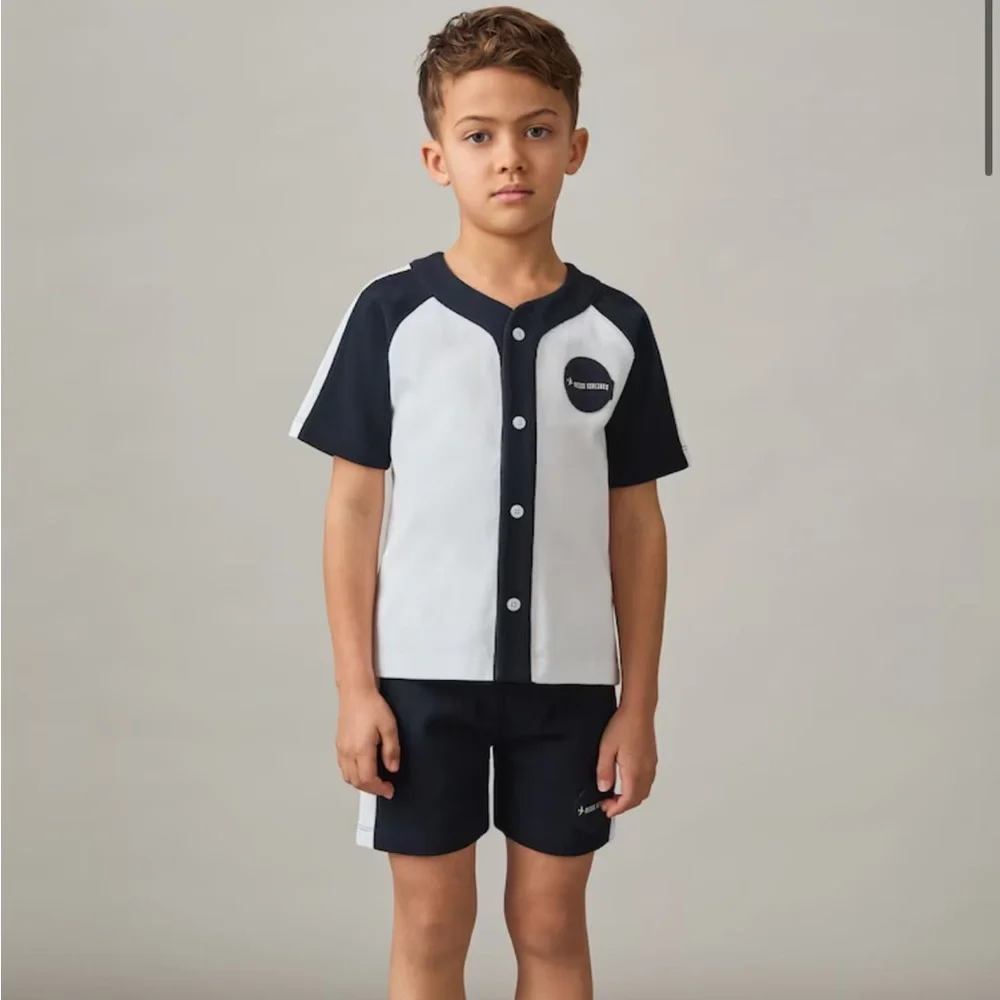 REISS Nori Cotton Waffle-Knit Badge Shirt in Off White/Navy